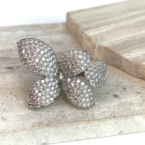 NEW ~ Anthropologie Adina Eden Fancy Flower Petal Silver Ring — Adjustable band - Picture 9 of 16